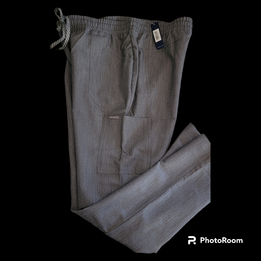 JAANUU Women's 8-Pocket  Slim Cargo Pant Large- NWT